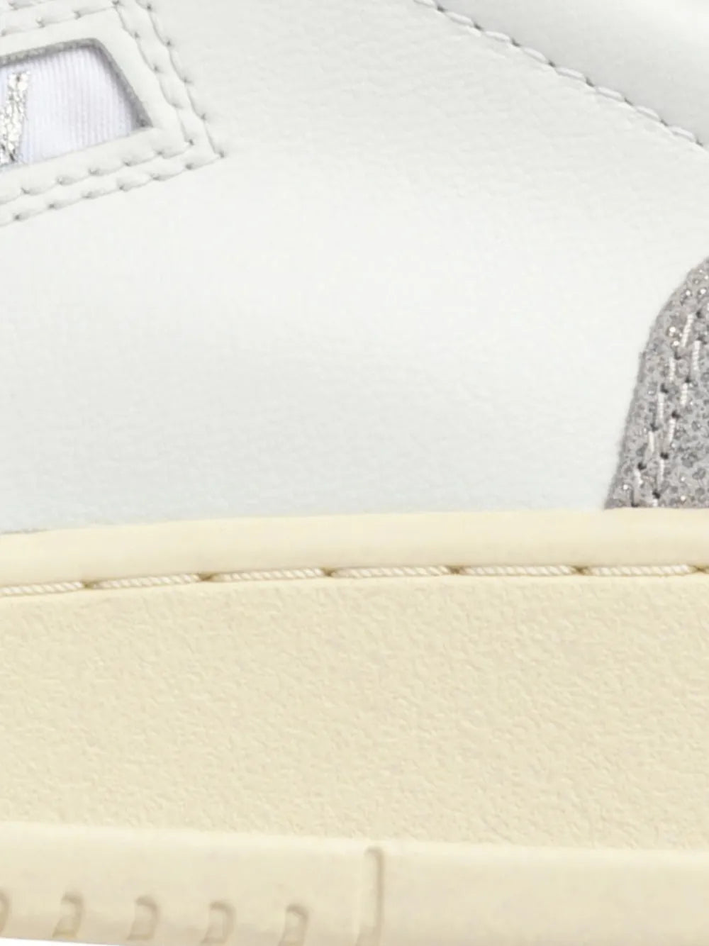 Autry Medalist Low Leather — White — Size US M 3.5 - US W 5 — Detail View