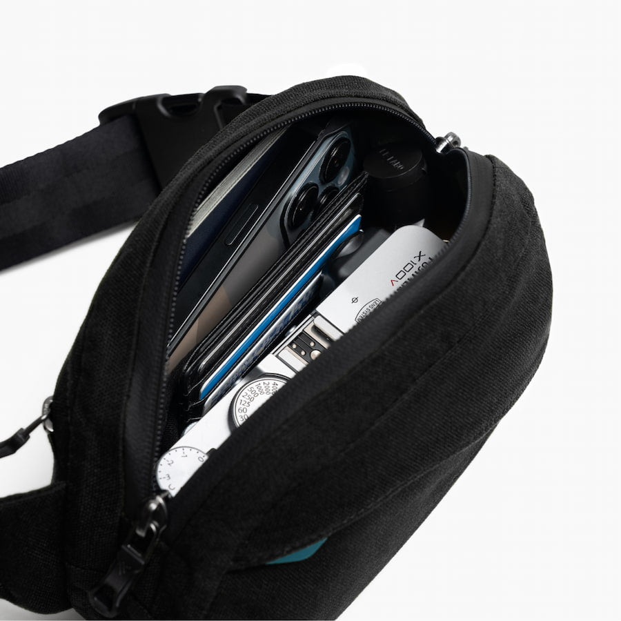 Shoreline Belt Bag 1L - Jet Black